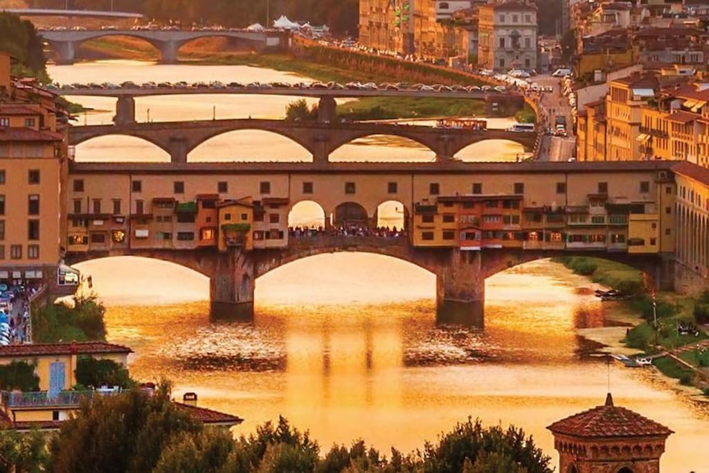 Old Bridge Apartment Florenţa Exterior foto